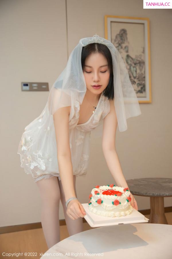 一颗甜蛋黄a  [XiuRen]高清写真图 2022.01.28 No.4530 一颗甜蛋黄a第4张图片